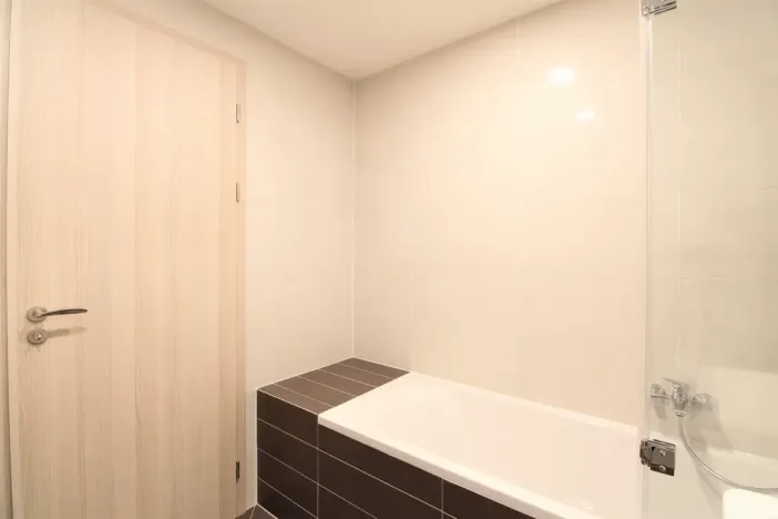 Pronájem bytu 2+kk, Praha - Letňany, Hlučkova, 60 m2