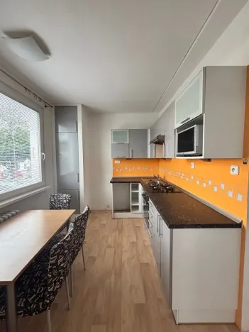 Pronájem bytu 3+1, Chrudim, Čáslavská, 83 m2
