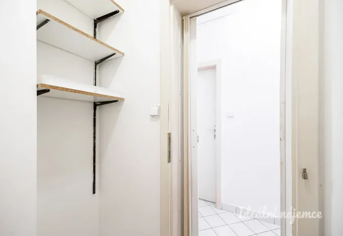 Pronájem bytu 2+kk, Praha - Střížkov, Habartická, 68 m2