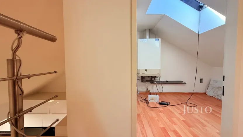 Pronájem bytu 2+kk, Praha - Žižkov, Roháčova, 94 m2