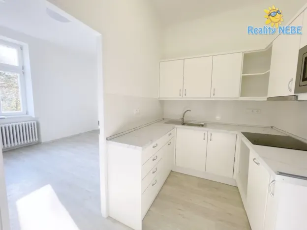 Pronájem bytu 2+kk, Praha - Žižkov, Čajkovského, 47 m2