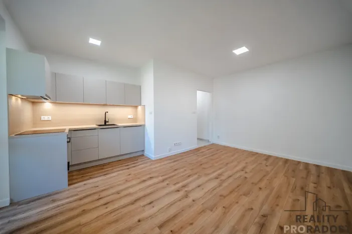 Prodej bytu 1+kk, Ostrava - Poruba, Sokolovská, 28 m2