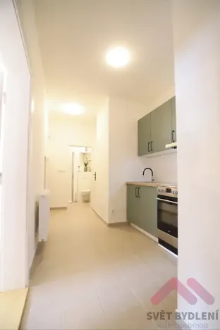 Pronájem bytu 1+kk, Praha - Vršovice, Slovinská, 29 m2