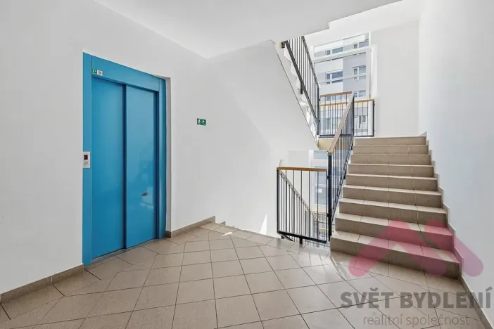 Pronájem bytu 2+kk, Praha - Krč, Tavolníková, 52 m2