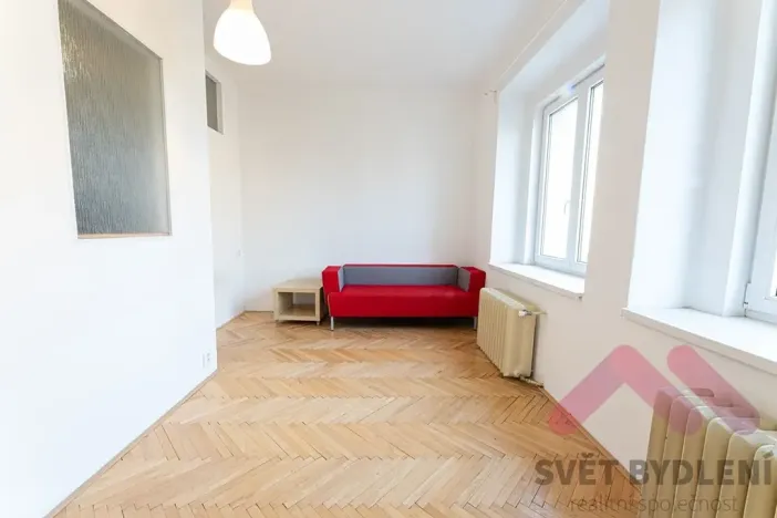 Pronájem bytu 2+1, Praha - Libeň, Sokolovská, 49 m2