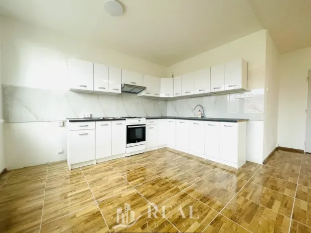 Pronájem bytu 3+1, Most, Česká, 70 m2