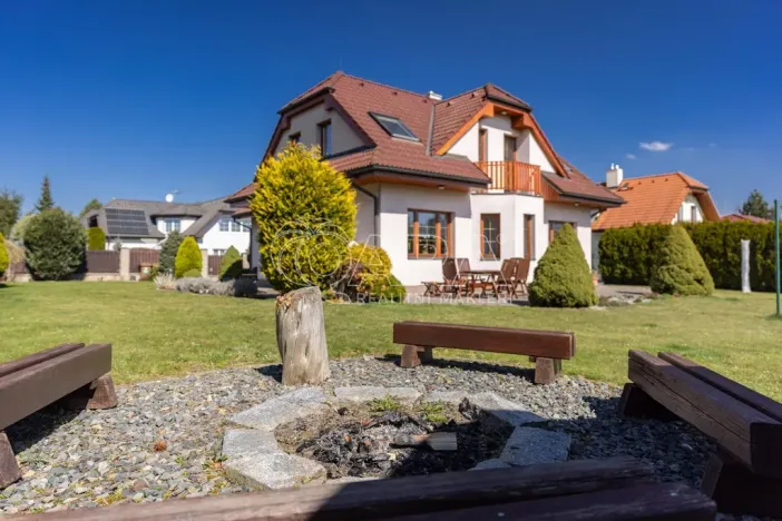 Prodej rodinného domu, Praha - Uhříněves, Jana Srba, 223 m2