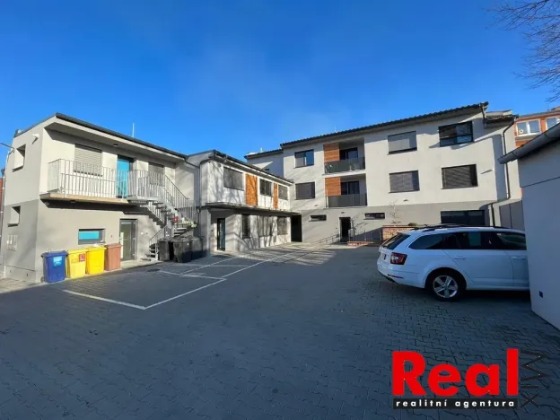 Pronájem bytu 2+kk, Rajhradice, Opatovická, 58 m2