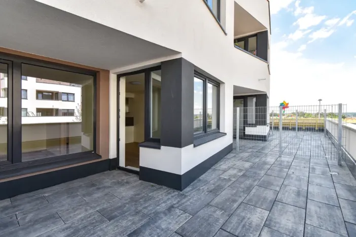 Pronájem bytu 2+kk, Praha - Dolní Měcholupy, Honzíkova, 54 m2