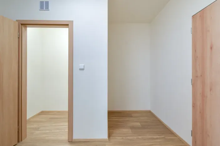 Pronájem bytu 2+kk, Praha - Dolní Měcholupy, Honzíkova, 54 m2