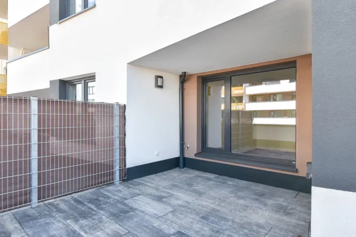 Pronájem bytu 2+kk, Praha - Dolní Měcholupy, Honzíkova, 54 m2