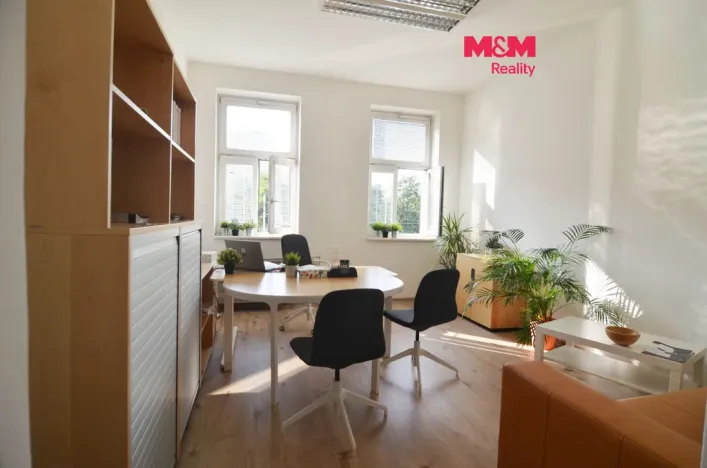 Pronájem kanceláře, Praha - Vysočany, Pod pekárnami, 61 m2