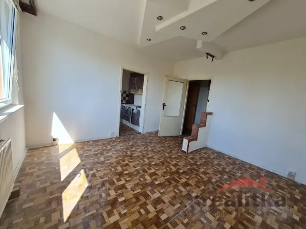 Prodej bytu 2+1, Opava - Kateřinky, Černá, 44 m2