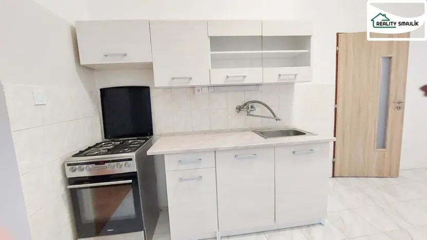 Pronájem bytu 2+1, Cheb, 26. dubna, 80 m2