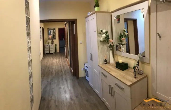 Pronájem bytu 4+1, Nová Bystřice, Tovární, 82 m2