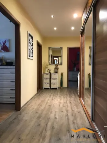 Pronájem bytu 4+1, Nová Bystřice, Tovární, 82 m2