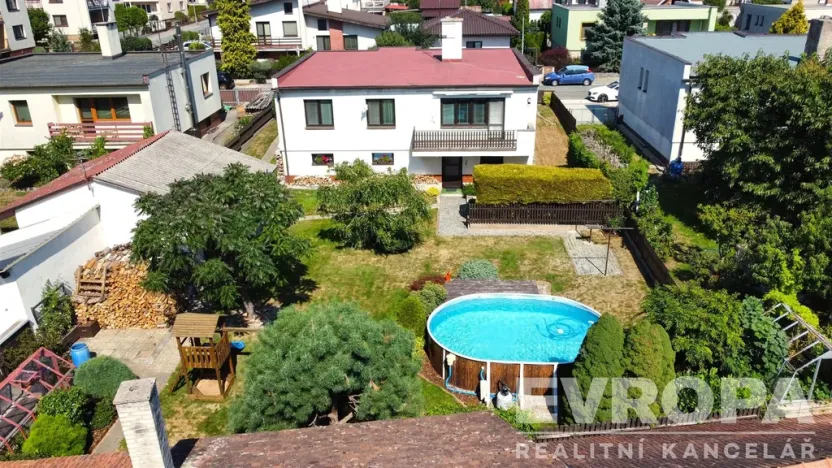 Prodej rodinného domu, Srch, Na Pašti, 240 m2