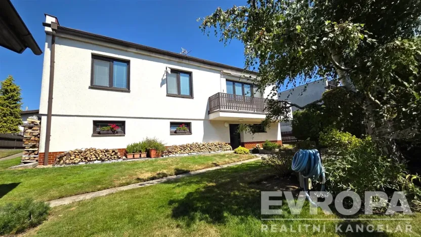 Prodej rodinného domu, Srch, Na Pašti, 240 m2