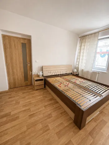 Pronájem bytu 2+1, Třeboň, Vodárenská, 60 m2