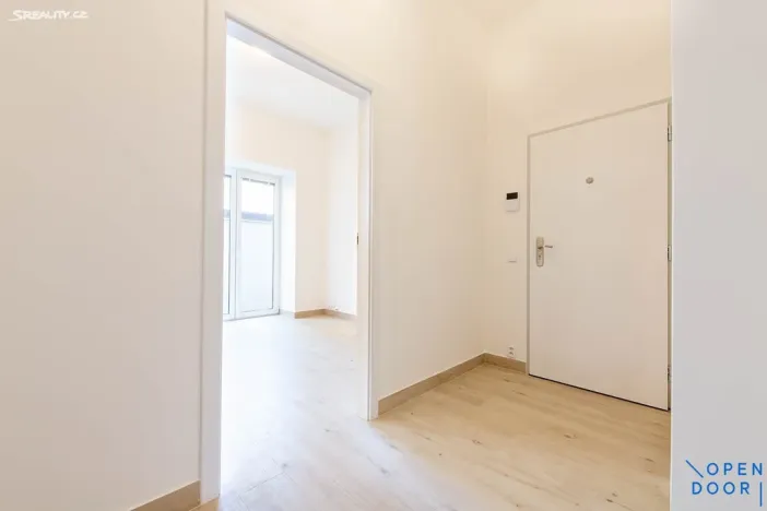 Pronájem bytu 1+kk, Praha - Libeň, Kurta Konráda, 25 m2