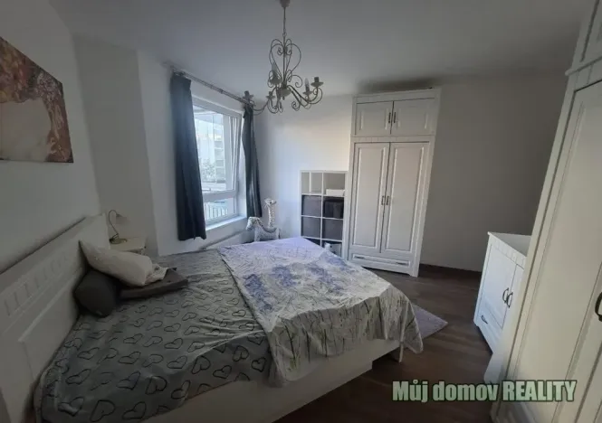 Pronájem bytu 2+kk, Praha - Hostivař, Rižská, 57 m2