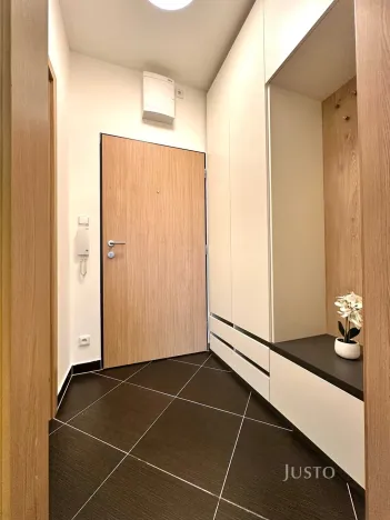 Pronájem bytu 1+kk, Praha - Dolní Měcholupy, Kardausova, 32 m2