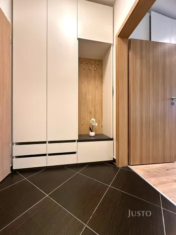 Pronájem bytu 1+kk, Praha - Dolní Měcholupy, Kardausova, 32 m2