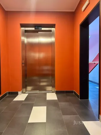 Pronájem bytu 1+kk, Praha - Dolní Měcholupy, Kardausova, 32 m2