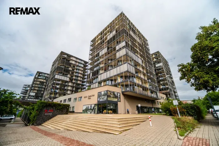 Pronájem bytu 1+kk, Praha - Žižkov, Pitterova, 44 m2