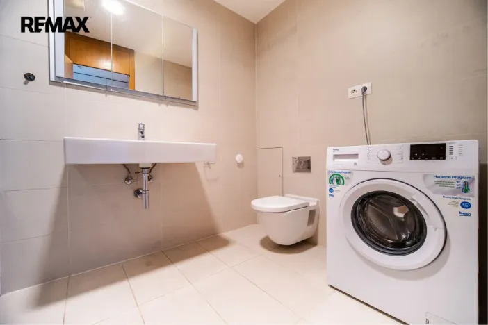 Pronájem bytu 1+kk, Praha - Žižkov, Pitterova, 44 m2