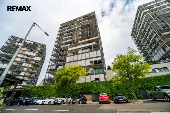 Pronájem bytu 1+kk, Praha - Žižkov, Pitterova, 44 m2