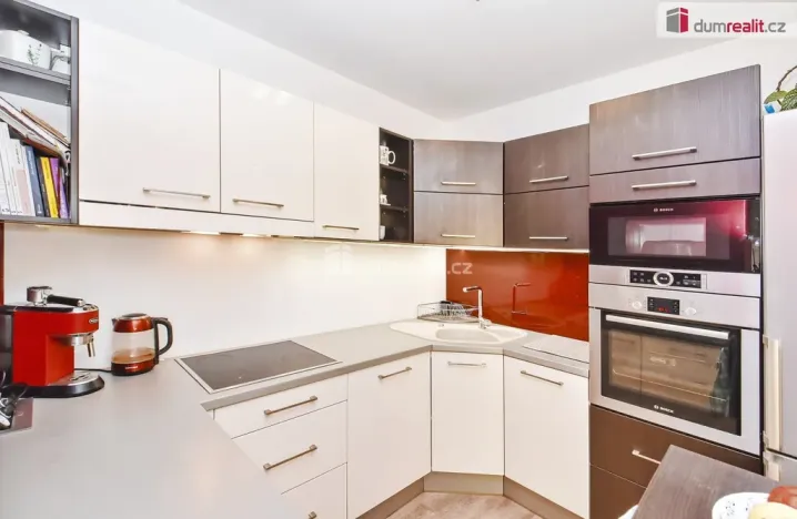 Prodej rodinného domu, Chýně, Hájecká, 104 m2