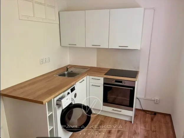 Pronájem bytu 1+1, Plzeň, Kyjevská, 28 m2