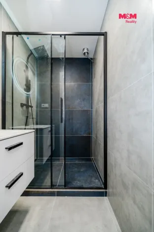 Prodej bytu 2+kk, Ostrava - Poruba, Havlíčkovo náměstí, 42 m2