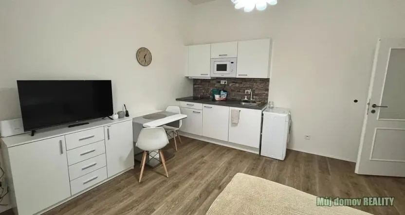 Pronájem bytu 1+kk, Praha - Nové Město, Petrská, 30 m2