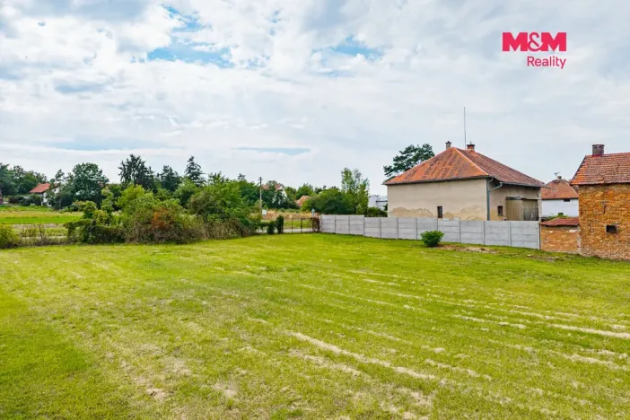 Prodej pozemku pro bydlení, Hořany, 903 m2