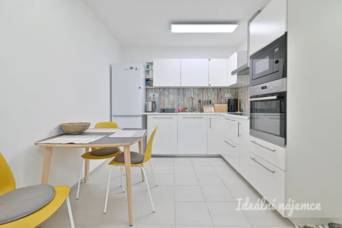 Pronájem bytu 2+kk, Rosice, Na Vyhlídce, 55 m2