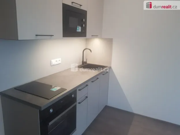 Pronájem bytu 1+kk, Praha - Háje, Výstavní, 33 m2
