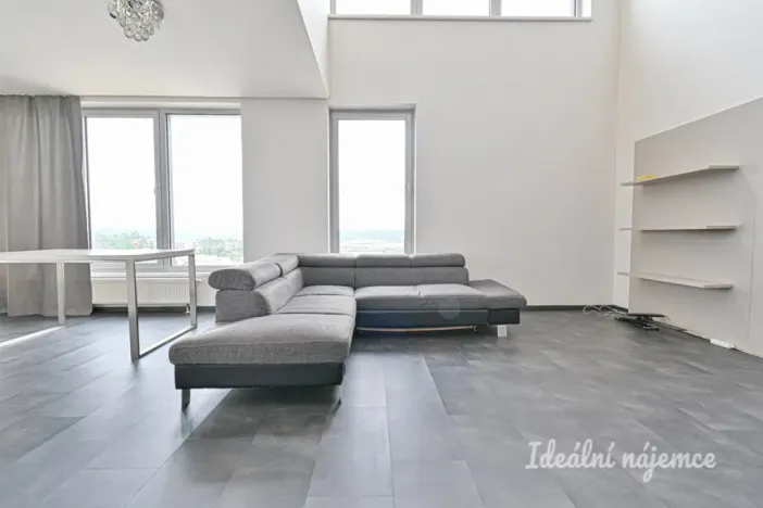 Pronájem bytu 2+kk, Brno - Lesná, Majdalenky, 76 m2