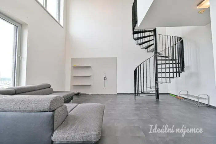 Pronájem bytu 2+kk, Brno - Lesná, Majdalenky, 76 m2