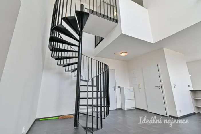 Pronájem bytu 2+kk, Brno - Lesná, Majdalenky, 76 m2