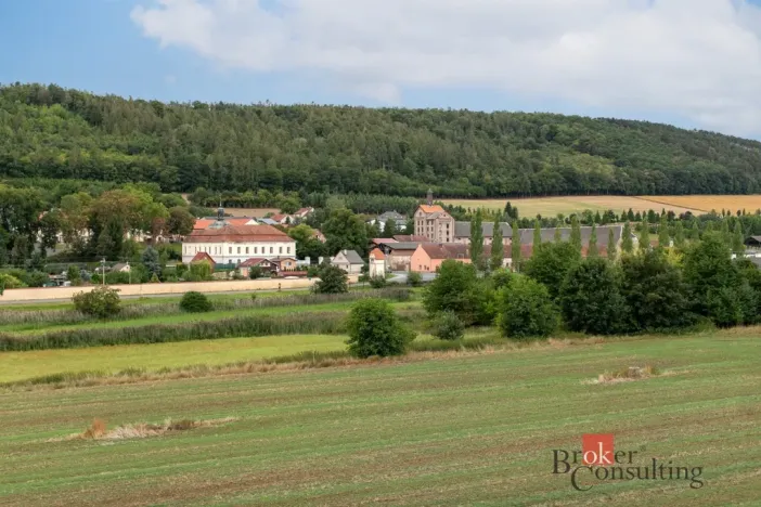 Prodej bytu 2+1, Tmaň, Sídliště, 49 m2