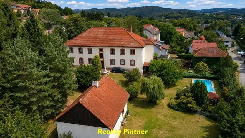 Prodej ubytování, Slapy, 680 m2