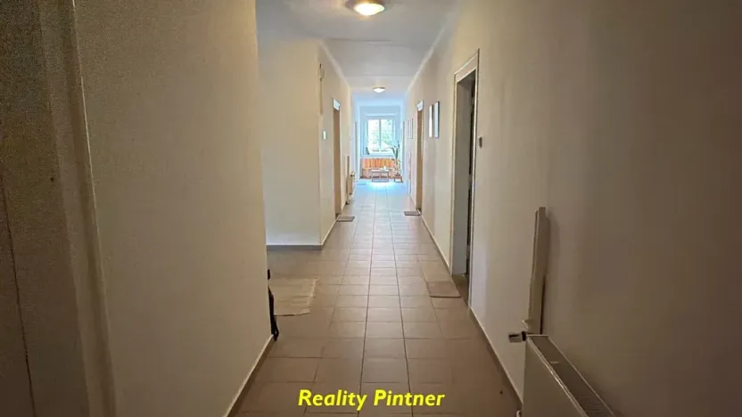 Prodej ubytování, Slapy, 680 m2