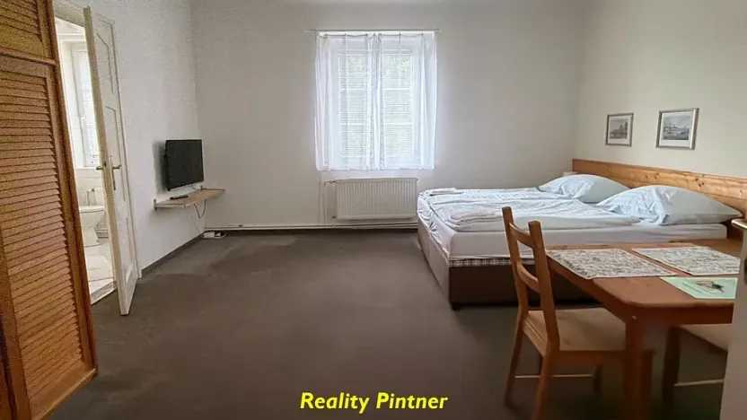 Prodej ubytování, Slapy, 680 m2