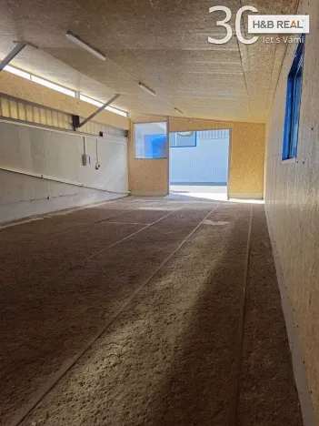 Pronájem skladu, Slušovice, 117 m2