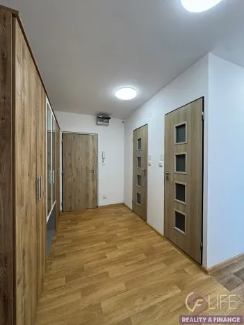 Pronájem bytu 2+1, Vrchlabí, Družstevní, 56 m2