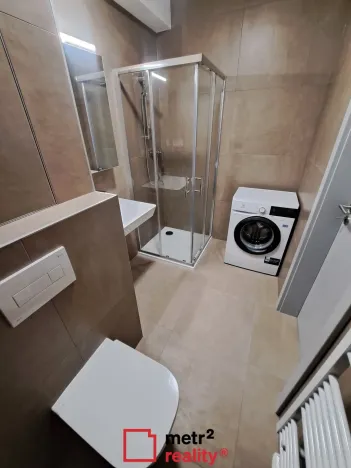 Pronájem bytu 1+kk, Olomouc, Topolová, 33 m2