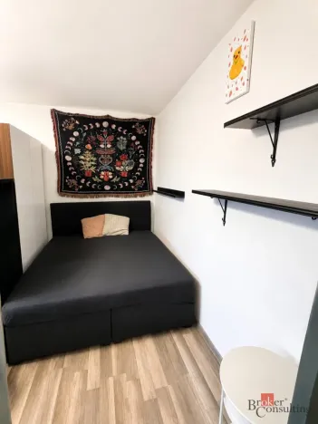 Prodej bytu 1+kk, Kladno - Kročehlavy, Litevská, 27 m2
