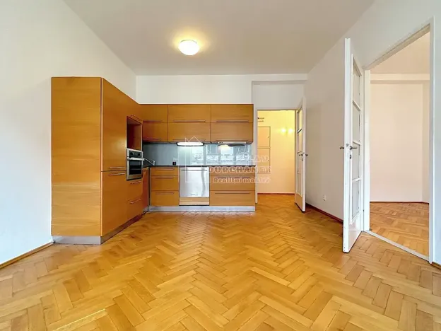 Pronájem bytu 2+kk, Praha - Holešovice, Dobrovského, 44 m2